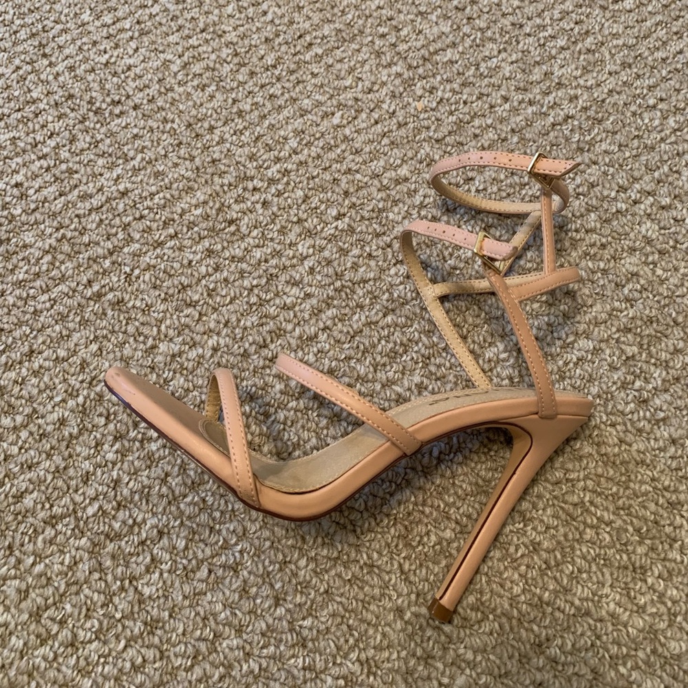 Liliana strapping Heels (nude)